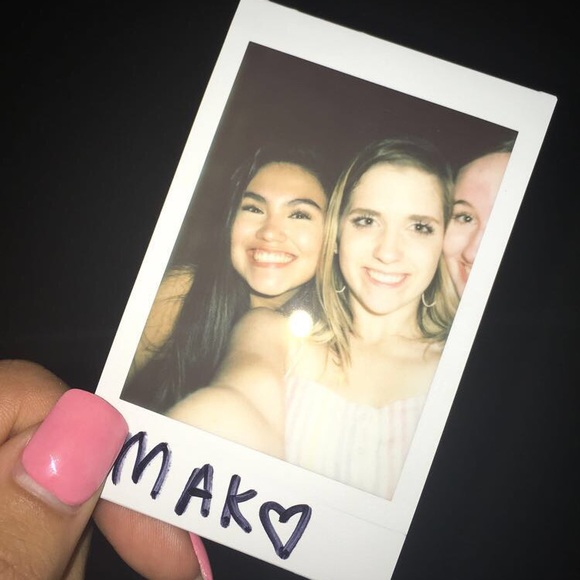 Meet your Posher, Makayla - Picture 1 of 1